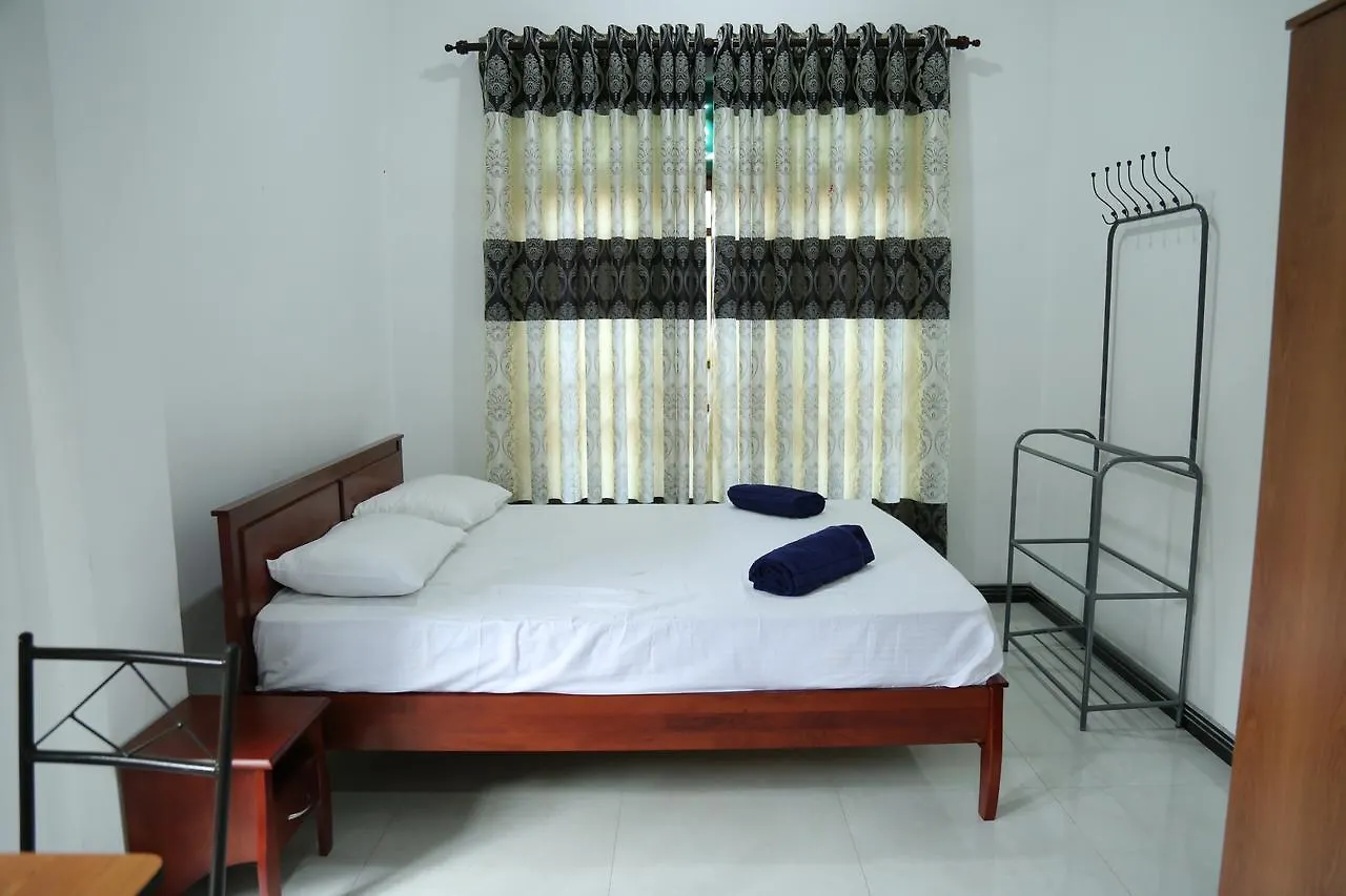 Hotel Hill Crescent Kandy